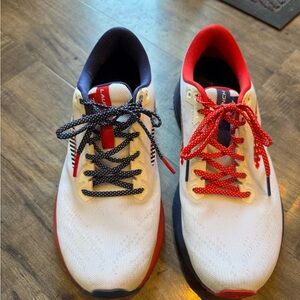 Brooks Launch 7 - Stars & Stripes